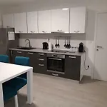 Mimi شقة *