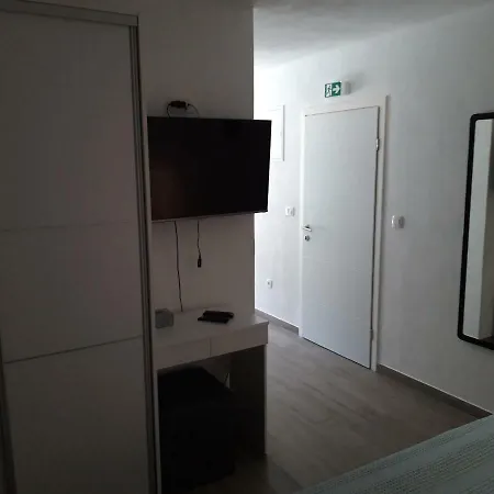 Mimi Lägenhet