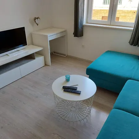 Mimi Apartman Hvar Town