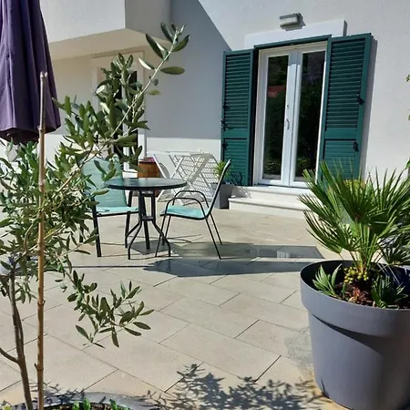 Mimi Apartman Hvar Town